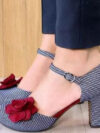 Red Camellia Lattice Hollow Sandals With A Round Toe