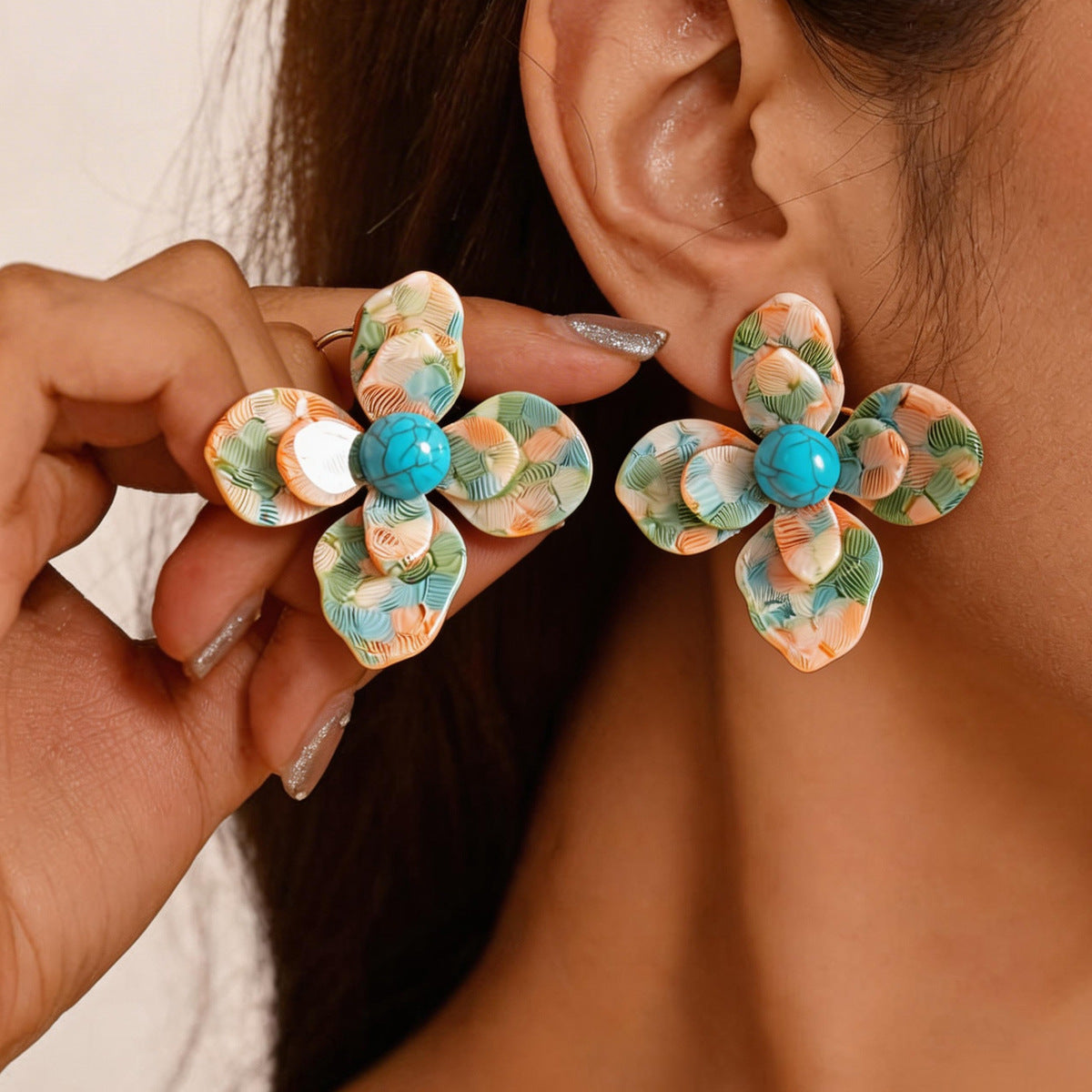 Retro Resin Flower Stud Earrings